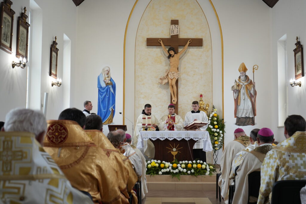 Брюховичі: завершення реколекцій єпископів та братерська зустріч (ДОПОВНЕНО) 35 Брюховичі: завершення реколекцій єпископів та братерська зустріч (ДОПОВНЕНО)