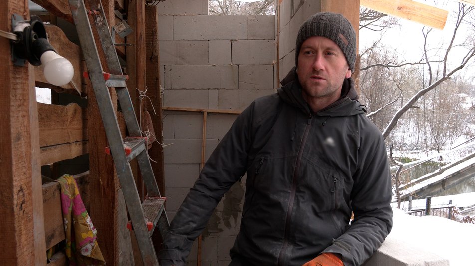 Два монахи із Нідерландів приїхали до Чернігова, щоб відбудовувати зруйновані будинки Два монахи із Нідерландів приїхали до Чернігова, щоб відбудовувати зруйновані будинки