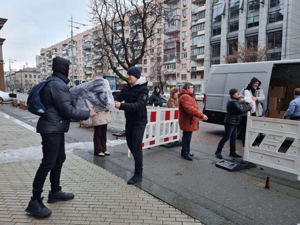 Кардинал Краєвський відвідав костел св. Миколая 30 Кардинал Краєвський відвідав костел св. Миколая