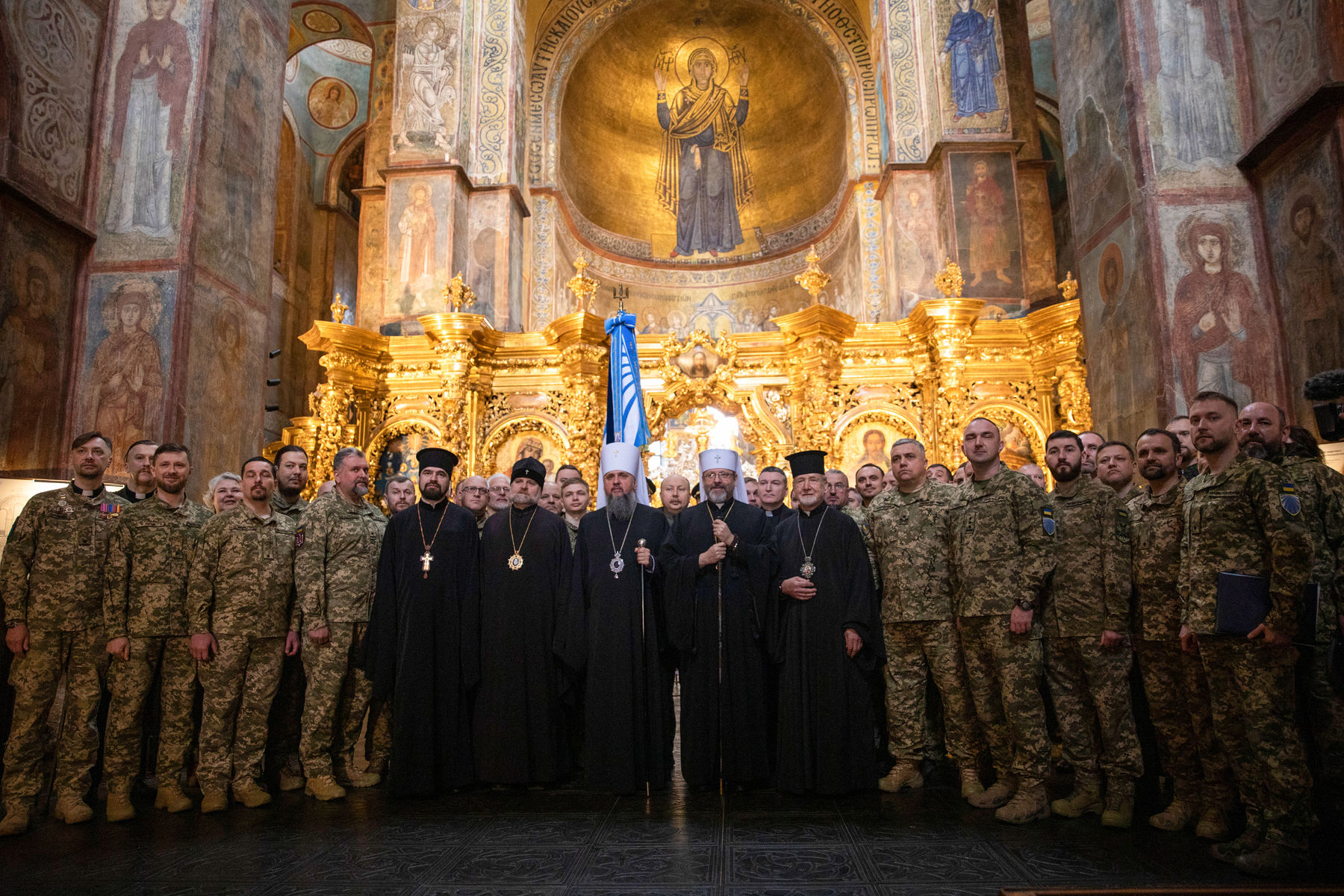Блаженніший Святослав до капеланів-випускників: Військовий капелан — це Боже обличчя в українському війську