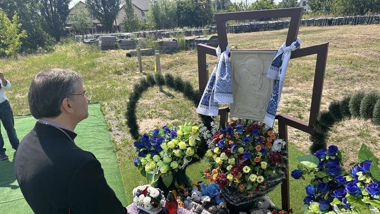 Єпископ Амеріко Аґіяр у Бучі