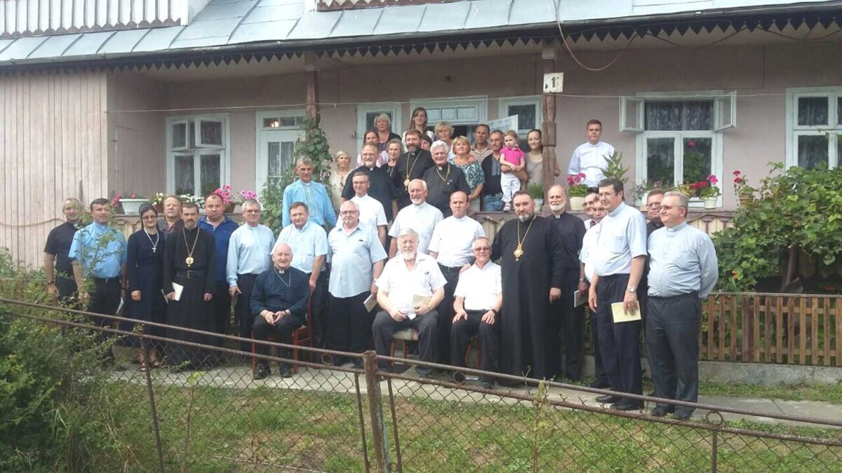 Блаженніший Святослав та єпископи УГКЦ відвідали музей підпільної духовної семінарії в Дорі, 2015 рік
