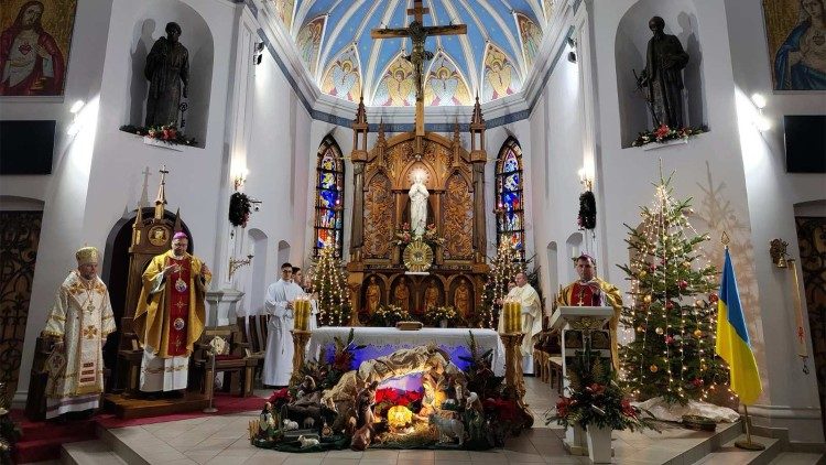 Нунцій Кулбокас в римо-католицькому катедральному соборі Харкова