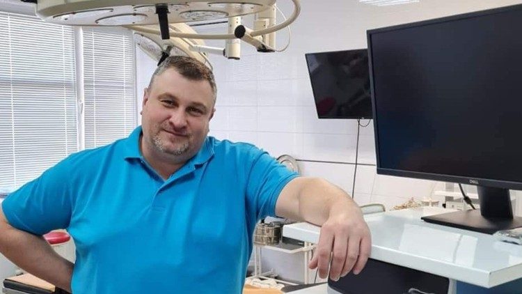 Лікар Дмитро Фомін