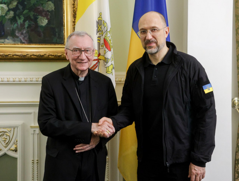 Денис Шмигаль зустрівся з Державним секретарем Святого Престолу