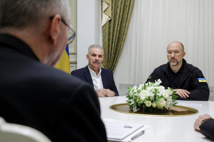 Денис Шмигаль зустрівся з Державним секретарем Святого Престолу